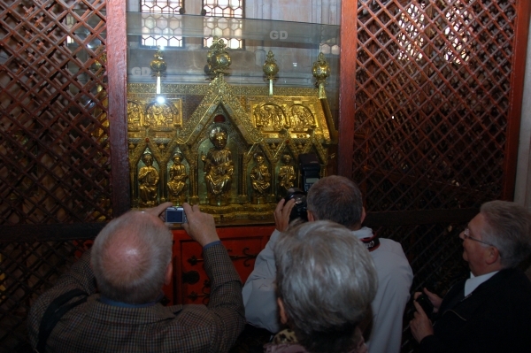 3 2014 SMB DomF ElisGrabSt GD