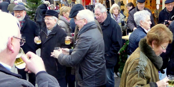 2016.12 SMB GluehWeinStand DiP 14