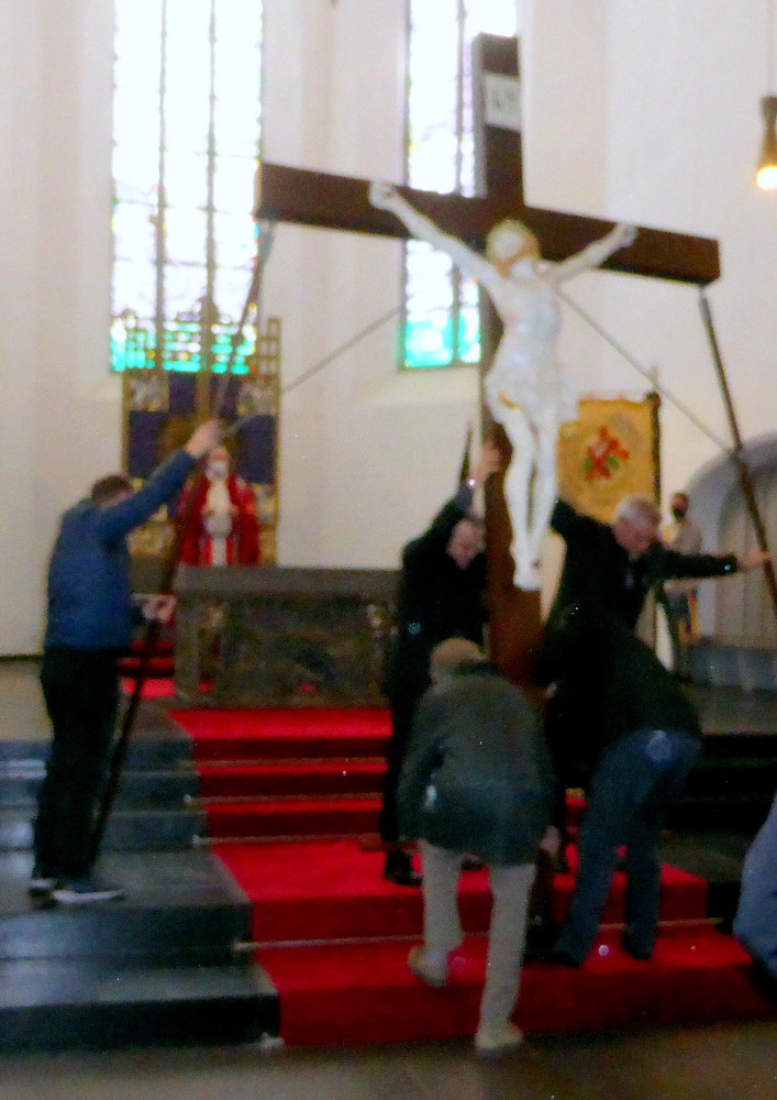 2022.4 MY KARFREITAG KREUZ DiP 4 Kopie